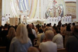 POSEBNA VEČER U MOSTARU: OBILJEŽENO 800 GODINA OD SMRTI SV. FRANJE I BLAGOSLOVLJENA SPOMEN-PLOČA